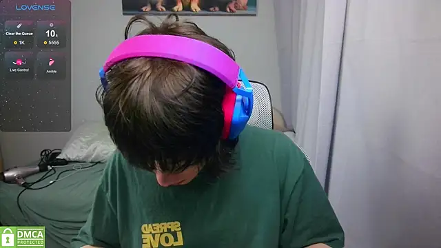 LeonBoykisser online show from 05/18/26, 12:07