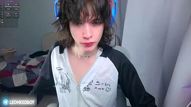 LeonBoykisser online show from 06/17/26, 07:00