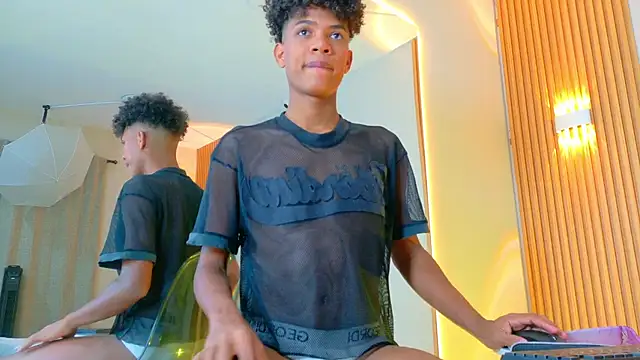 Snapshot of Jack_Rusel chatting on 02/28/26, 07:48 Jack Rusel online show from 02/28/26, 07:48