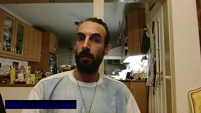 Snapshot of aircum99 chatting on 06/15/26, 08:33 aircum99 online show from 06/15/26, 08:33