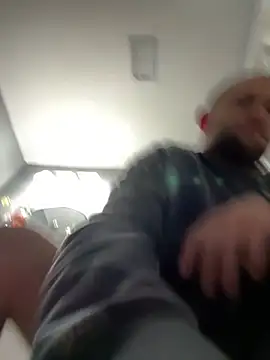 Snapshot of J_thebeastxxx chatting on 02/16/26, 11:39 J thebeastxxx online show from 02/16/26, 11:39