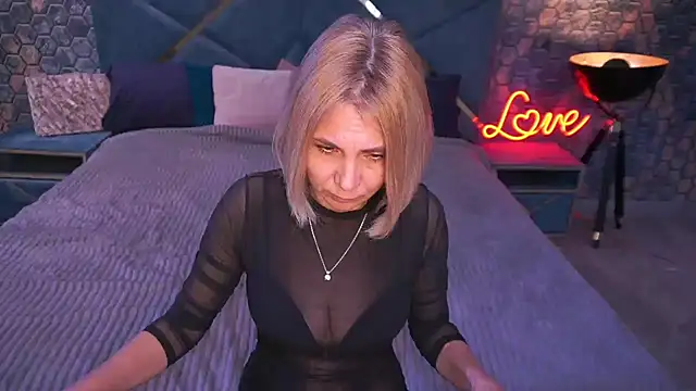 MiaRossy online show from 03/19/26, 10:30