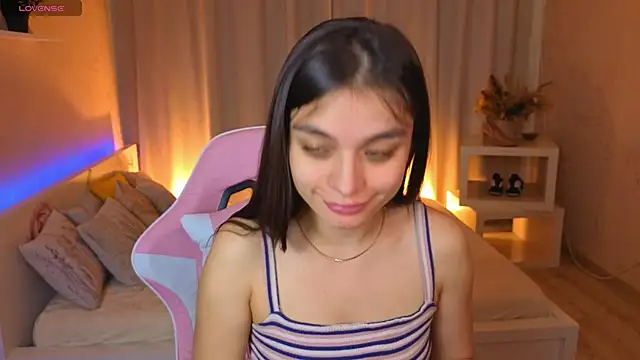 Kim Bless online show from 04/30/26, 01:45