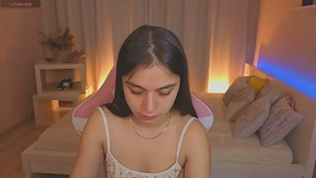 Kim Bless online show from 05/11/26, 01:11