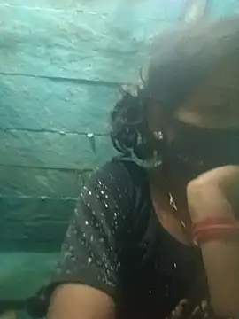 Snapshot of priyasharma899 chatting on 02/14/26, 04:48 priyasharma899 online show from 02/14/26, 04:48