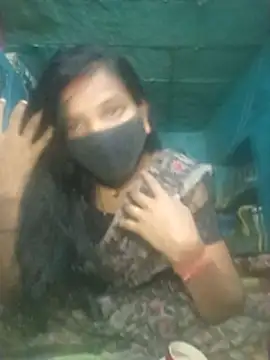 Snapshot of priyasharma899 chatting on 03/17/26, 04:21 priyasharma899 online show from 03/17/26, 04:21