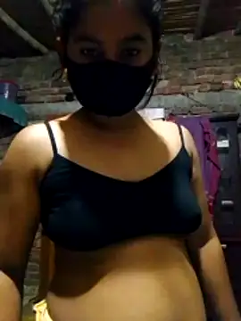 Snapshot of Hot_Sweeti chatting on 03/30/26, 10:33 Hot Sweeti online show from 03/30/26, 10:33