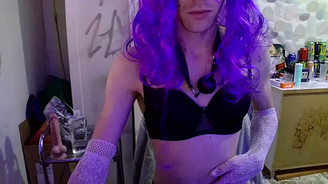 Snapshot of DairaSissy chatting on 04/20/26, 12:08 DairaSissy online show from 04/20/26, 12:08