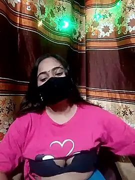 Snapshot of Red-Bird2 chatting on 03/08/26, 01:36 Red-Bird2 online show from 03/08/26, 01:36