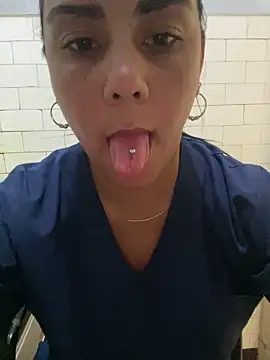 Snapshot of anita1825 chatting on 02/12/26, 12:44 anita1825 online show from 02/12/26, 12:44