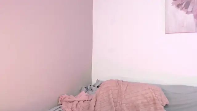 chloe peach  online show from 05/01/26, 12:10