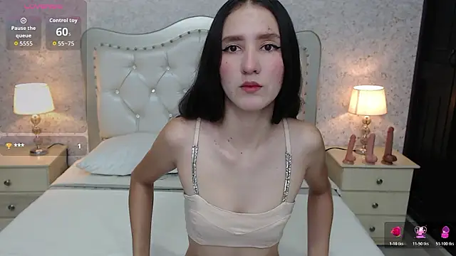 Snapshot of skinny_keily14 chatting on 02/02/26, 11:31 skinny keily14 online show from 02/02/26, 11:31