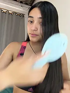 Snapshot of _tina_9 chatting on 03/13/26, 04:02 tina 9 online show from 03/13/26, 04:02