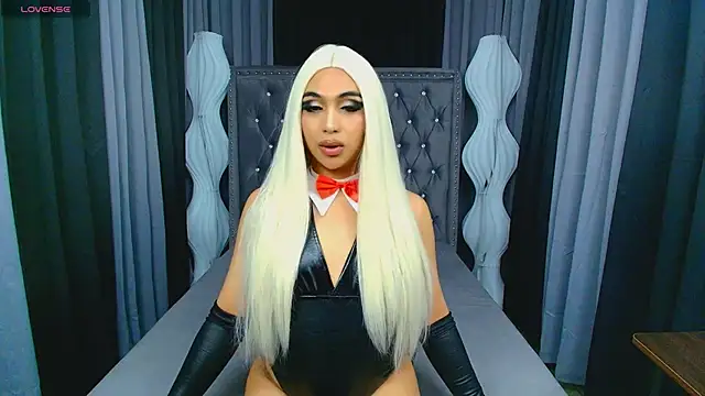 Snapshot of Clea_Moore chatting on 02/06/26, 03:00 Clea Moore online show from 02/06/26, 03:00