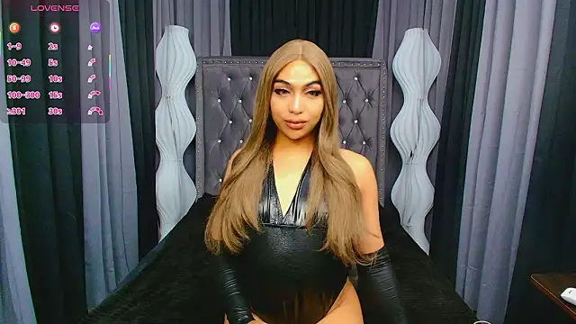 Snapshot of Clea_Moore chatting on 02/11/26, 03:06 Clea Moore online show from 02/11/26, 03:06