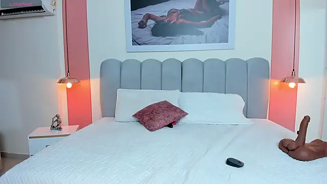 EmmaBoyd online show from 03/06/26, 11:50