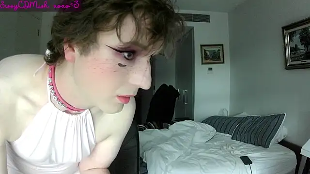 Snapshot of SissyCDMish chatting on 07/24/26, 11:58 SissyCDMish online show from 07/24/26, 11:58