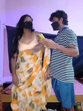 Snapshot of hotcopuleandsweet chatting on 03/24/26, 04:23 hotcopuleandsweet online show from 03/24/26, 04:23