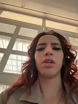 elodie rouge online show from 06/19/26, 12:31