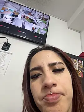 elodie rouge online show from 06/26/26, 11:36