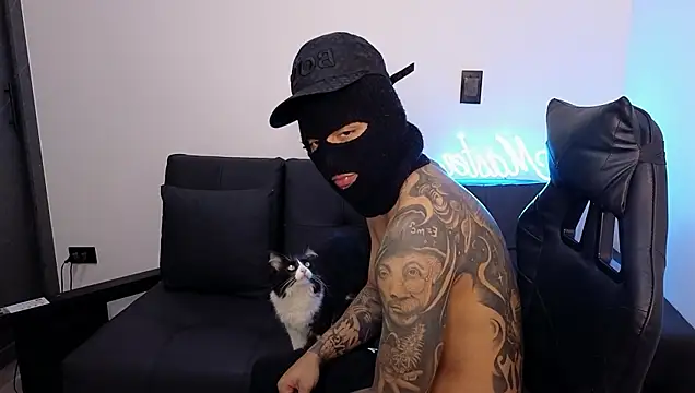 Snapshot of cash_master888 chatting on 02/21/26, 05:03 cash master888 online show from 02/21/26, 05:03