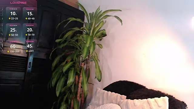 Mia Volkova  online show from 05/09/26, 01:27