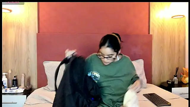 VanessaDoofenshmirtz online show from 05/23/26, 01:48