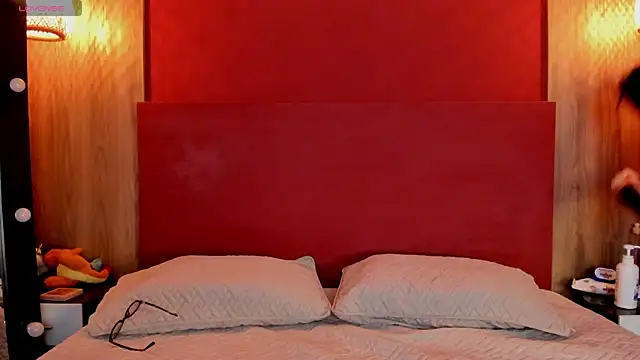 VanessaDoofenshmirtz online show from 06/07/26, 02:21