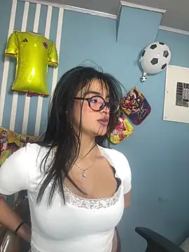 VanessaDoofenshmirtz online show from 06/24/26, 08:41