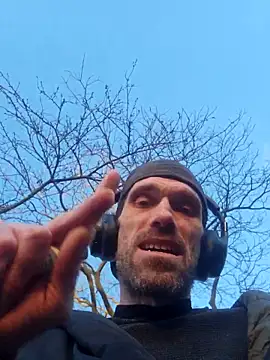 Snapshot of BlnAktivGay chatting on 03/03/26, 04:13 BlnAktivGay online show from 03/03/26, 04:13