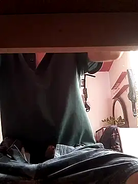 Snapshot of angelguere chatting on 02/13/26, 08:38 angelguere online show from 02/13/26, 08:38