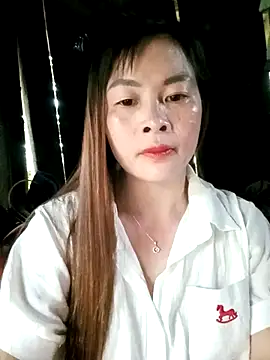 Bling sexy online show from 04/24/26, 11:18