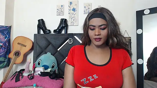 Natashabella    online show from 06/10/26, 01:28