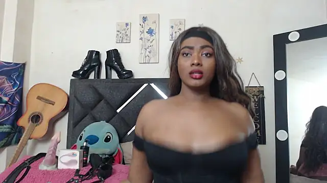 Natashabella    online show from 06/17/26, 12:02