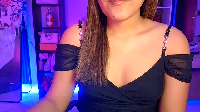  Maanvi  online show from 06/26/26, 11:09