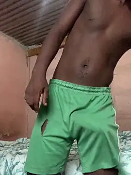 Snapshot of taitaimont chatting on 03/24/26, 01:27 taitaimont online show from 03/24/26, 01:27