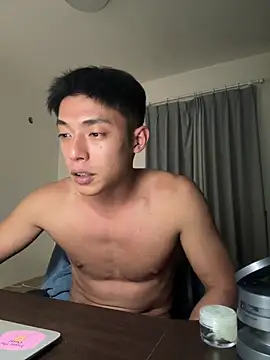 Snapshot of Yooo17 chatting on 02/25/26, 12:04 Yooo17 online show from 02/25/26, 12:04