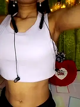 Maliha Chowdhury online show from 05/01/26, 02:43
