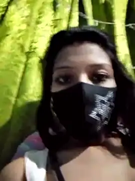 Maliha Chowdhury online show from 06/17/26, 09:23