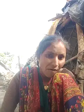 Snapshot of Juli_rathore chatting on 01/19/26, 03:54 Juli rathore online show from 01/19/26, 03:54