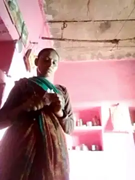 Snapshot of Juli_rathore chatting on 02/26/26, 02:54 Juli rathore online show from 02/26/26, 02:54