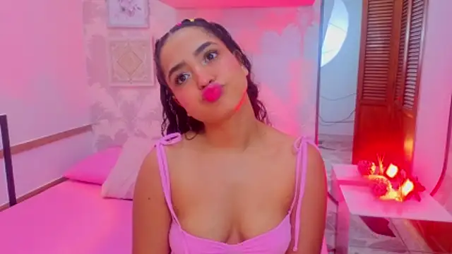 Emma Thompssonn online show from 05/06/26, 12:10