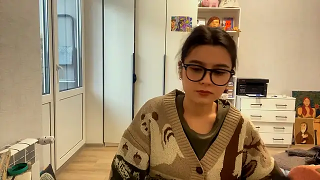 Snapshot of SaintMari chatting on 02/08/26, 12:08 SaintMari online show from 02/08/26, 12:08