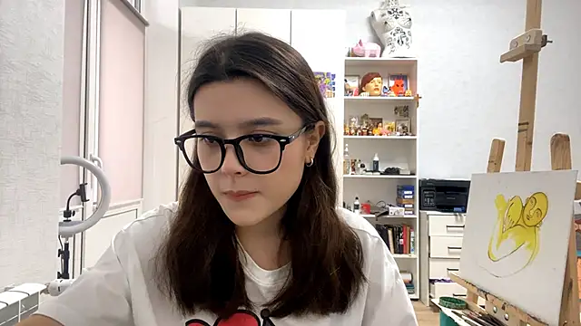 Snapshot of SaintMari chatting on 03/06/26, 12:23 SaintMari online show from 03/06/26, 12:23