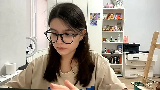 Snapshot of SaintMari chatting on 03/16/26, 02:21 SaintMari online show from 03/16/26, 02:21