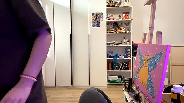SaintMari online show from 05/13/26, 10:56