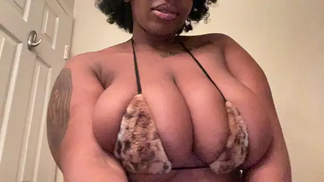 mayluvsu online show from 03/13/26, 08:21