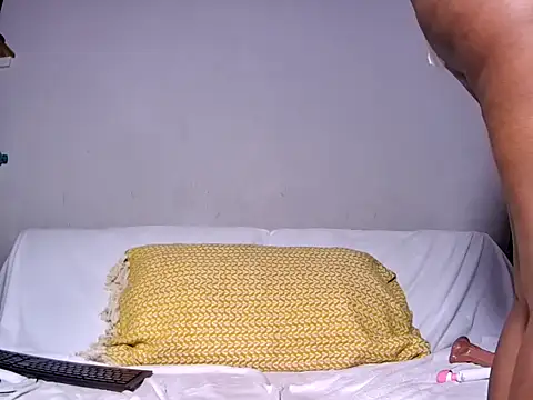 Snapshot of Blackmomma chatting on 03/17/26, 10:24 Blackmomma online show from 03/17/26, 10:24