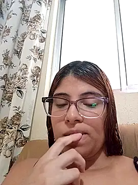 ruivinhaenegao online show from 03/07/26, 04:04