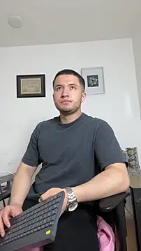 Snapshot of Alexander_Connor chatting on 06/16/26, 11:57 Alexander Connor online show from 06/16/26, 11:57